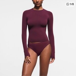 SKIMS NWT Soft Smoothing Long Sleeved Shirt - Deep Berry